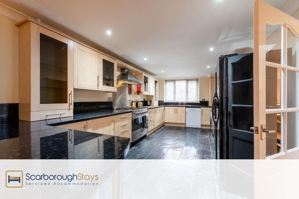 The Loft Apartment Scarborough Bagian luar foto