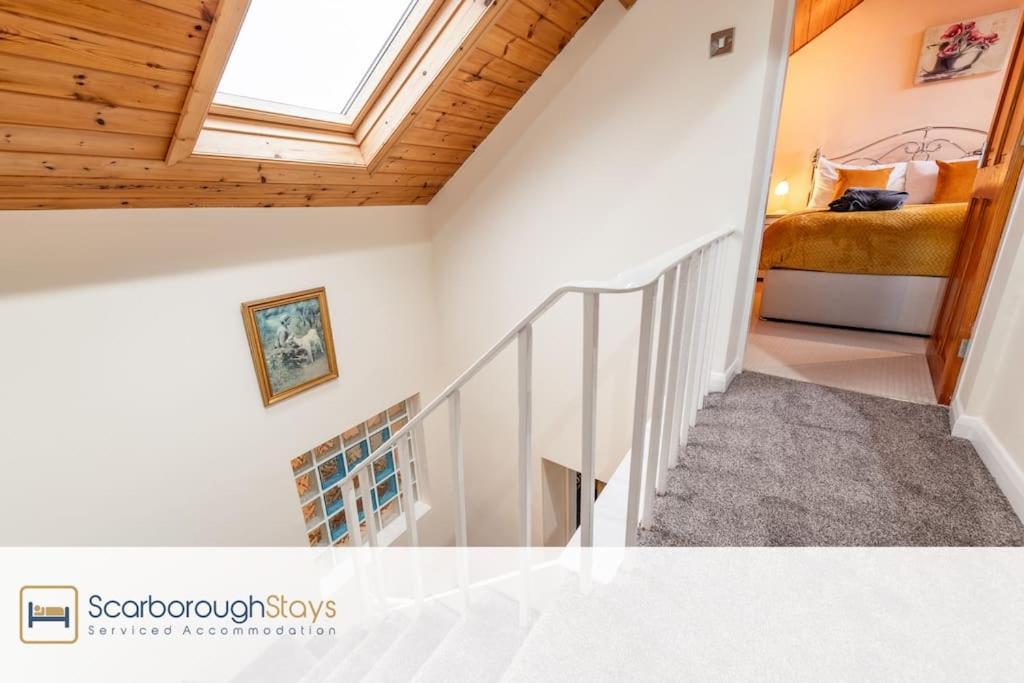 The Loft Apartment Scarborough Bagian luar foto