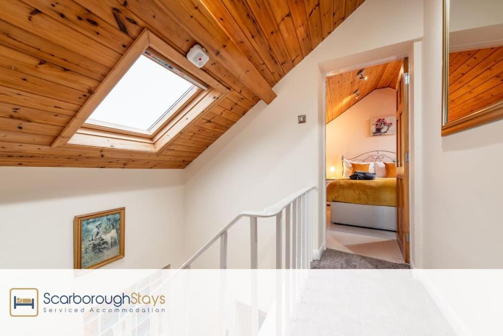 The Loft Apartment Scarborough Bagian luar foto